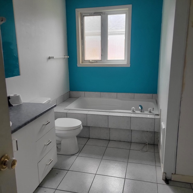 8265 J A Vincent — photo 2