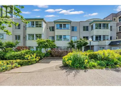 Welcome to "Tragalgar!" Nestled in the heart of East Vancouver's vibrant Fraserhood, this wonderfull...