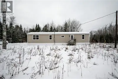 This well-maintained mini home sits on its own private lot and was fully renovated approximately 5 y...