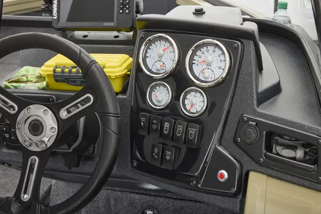 2026 TRACKER Targa V-18 Combo Fish & Ski Fishing boat in Powerboats & Motorboats in Prince Albert - Image 18