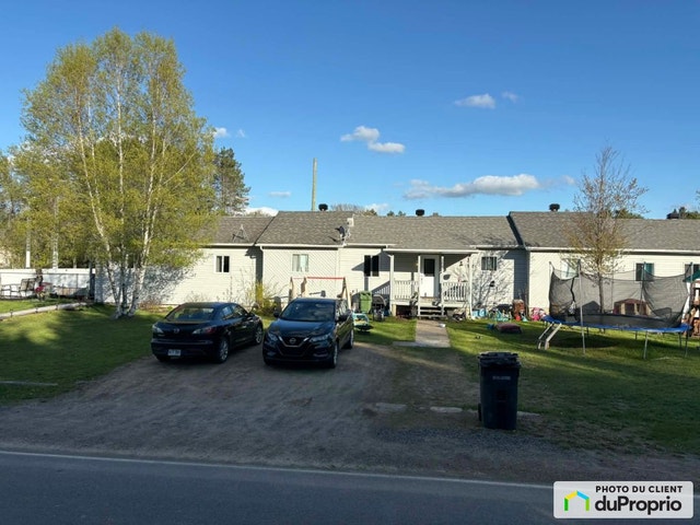 $400,000 - Triplex for sale in Amherst — photo 2