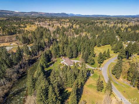 3843 Woodhus Rd in Houses for Sale in Campbell River