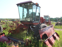 PARTING OUT: Case IH 8840 Swather (Parts & Salvage)
