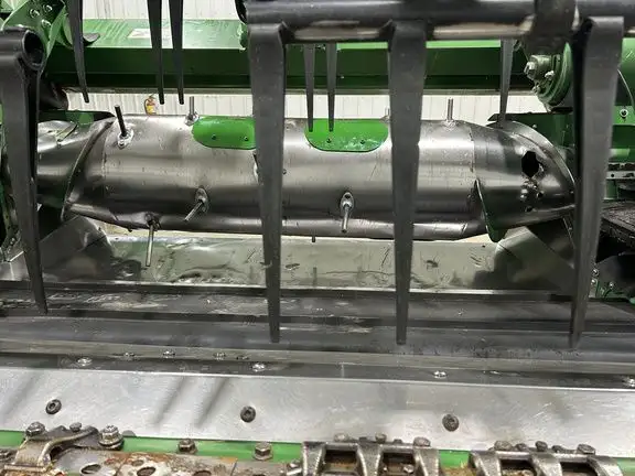 2023 John Deere HD50R in Farming Equipment in Grande Prairie - Image 12