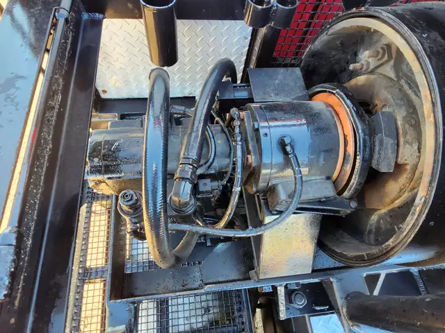 2006 Kenworth T800B 8x6 Winch Truck Tri Axle 40 Ton Winch in Heavy Equipment in Laval / North Shore - Image 32
