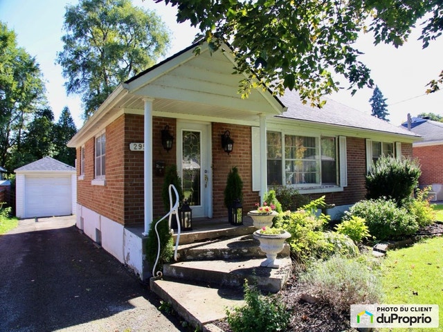 $660,755 - Bungalow for sale in Dorval / Dorval Island — photo 1