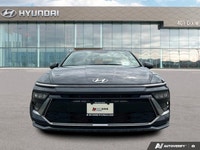 The advertised vehicle price is based on a promotional finance offer. Customers who purchase the veh... (image 7)