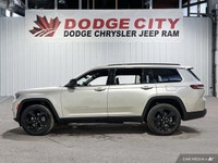 SPECIAL OFFER Only 219 kms! This Jeep Grand Cherokee L boasts a Regular Unleaded V-6 3.6 L/220 engin... (image 1)