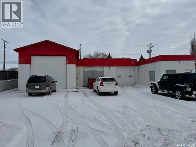 2112 100th STREET North Battleford, Saskatchewan in Commercial & Office Space for Sale in Saskatoon - Image 3