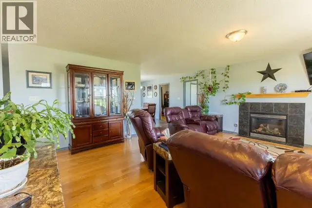 #4 Jewel Road Rural Stettler No. 6, County of, Alberta in Houses for Sale in Red Deer - Image 5