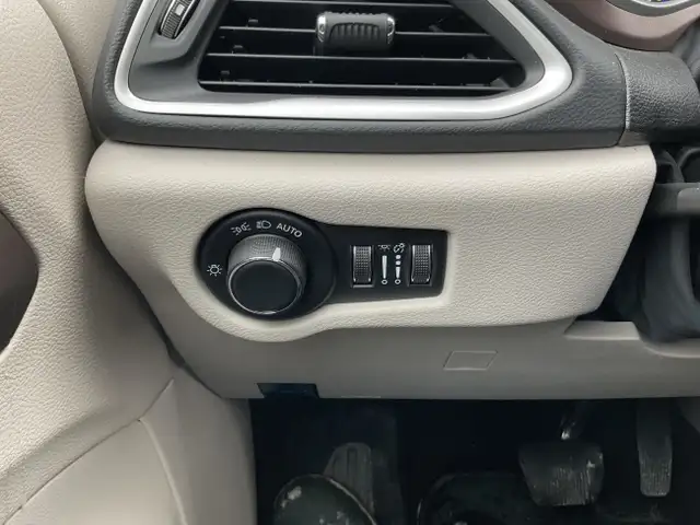 2023 Chrysler Grand Caravan SXT in Cars & Trucks in Ottawa - Image 19