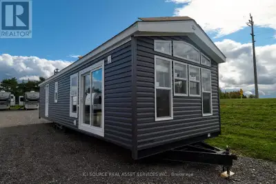 Welcome to The Aspen! This spacious resort cottage has room for everyone. With 3 bedrooms, featuring...