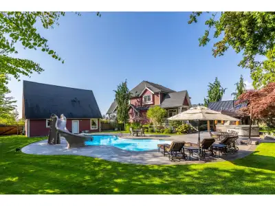 Welcome to one of Upper Murrayville's true showpieces. Set on nearly an acre, this home blends craft...