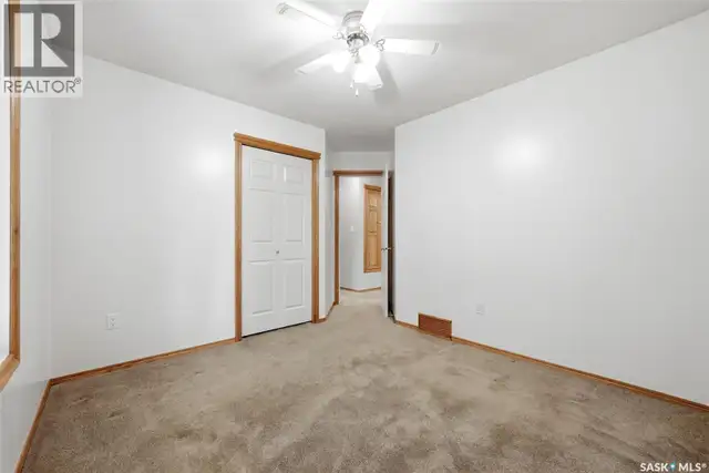 292 Regina AVENUE Katepwa Beach, Saskatchewan in Houses for Sale in Regina - Image 25