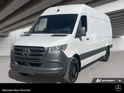 Mercedes-Benz Rive-Sud, la destination Mercedes-Benz par excellence. Bienvenue en première classe. D...