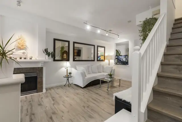 7 6445 ROSEBURY LANE Surrey, British Columbia63008313329667122