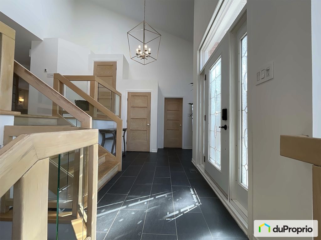 $869,000 - Bungalow for sale in Terrebonne (Lachenaie) — photo 3
