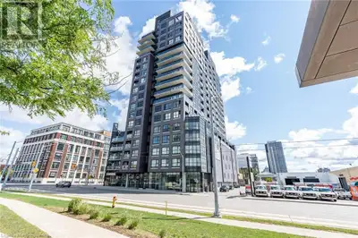 DON'T MISS THIS INCREDIBLE 2 BEDROOM CONDO ! AMAZING VALUE, PRISTINE AND AVAILABLE FOR IMMEDIATE OCC...