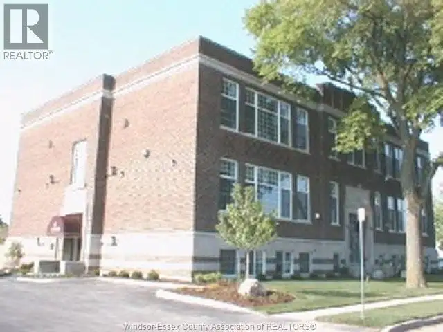 647 Irvine AVENUE Unit# 301 Windsor, Ontario in Condos for Sale in Windsor Region - Image 3