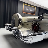 Check out this 1959 Ford Fairlane Galaxie 500 Convertible. This is a big, beautiful cruiser. Very ni... (image 8)