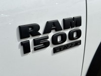AMVIC Licensed Dealer * Warlock Pkg * Black Exterior Badging * Park Sense Rear Assist System * Luxur... (image 7)