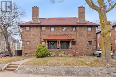 Welcome to 1070 Avenue Road. This charming and spacious 2-bedroom, 1.5 bathroom residence offers a f...