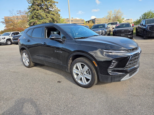 2026 Chevrolet Blazer True North Heated Seats - Apple CarPlay in Cars & Trucks in Mississauga / Peel Region - Image 4