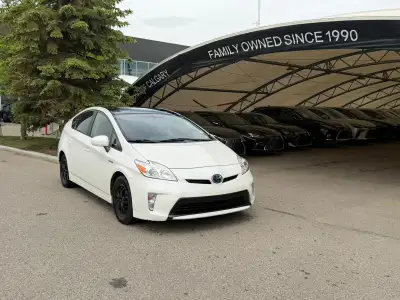 The 2012 Toyota Prius Liftback is the third-generation iteration of the iconic hybrid, known for its...