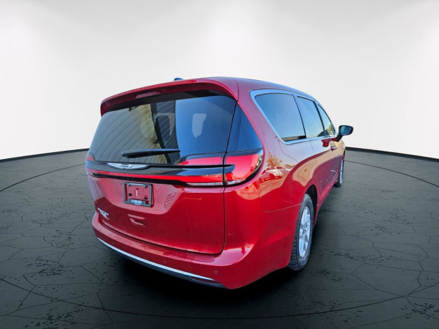 2024 Chrysler Pacifica Touring-L in Cars & Trucks in Calgary - Image 4