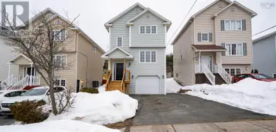 Welcome to this family home that's ready to move in and enjoy the space, this home is in a prime loc...