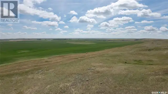 2 Quarters with Aggregate Riverside Rm No. 168, Saskatchewan in Land for Sale in Swift Current - Image 3
