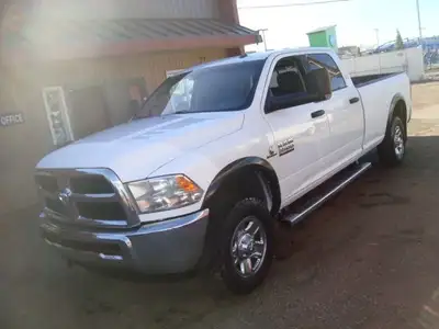 NORTH POINT MOTORS...CALL / TEXT 780-224-7791 FINANCING AVAILABLE CHECK OUT THIS 14 DODGE RAM 3500 S...