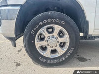 2024 Ram 3500 Vehicle Listing Vehicle Highlights Keyless Entry CarPlay Command the road and conquer... (image 9)