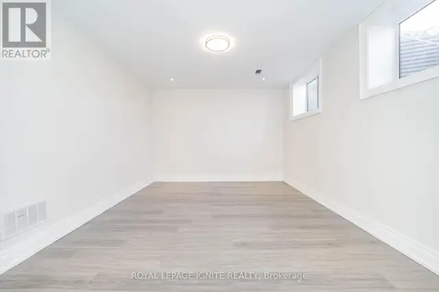 BSMT - 300 CORNELIUS PARKWAY E Toronto (Downsview-Roding-CFB), O in Long Term Rentals in City of Toronto - Image 6
