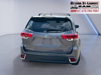 WE CAN GET YOU APPROVED ON THIS 2018 TOYOTA HIGHLANDER XLE AWD TODAY FEATURED OPTIONS -Power liftgat... (image 5)