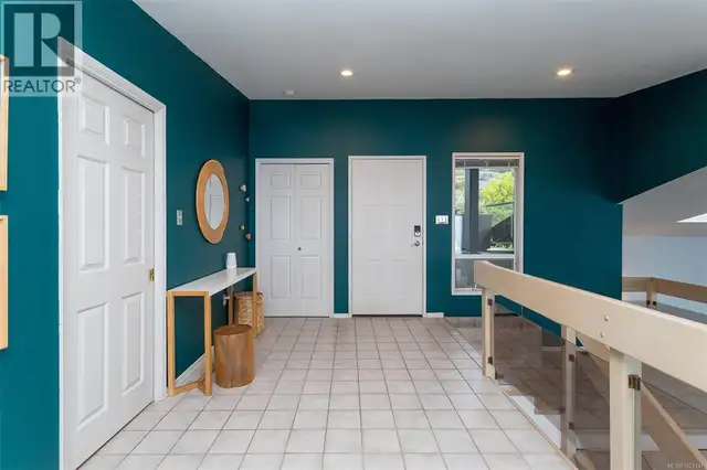 117 Barkley Terr Oak Bay, British Columbia in Houses for Sale in Victoria - Image 7