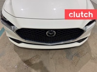 1 OWNER / Pedestrian Detection, Driver Attention Alert, Electric Parking Brake and more! Clutch is t... (image 9)
