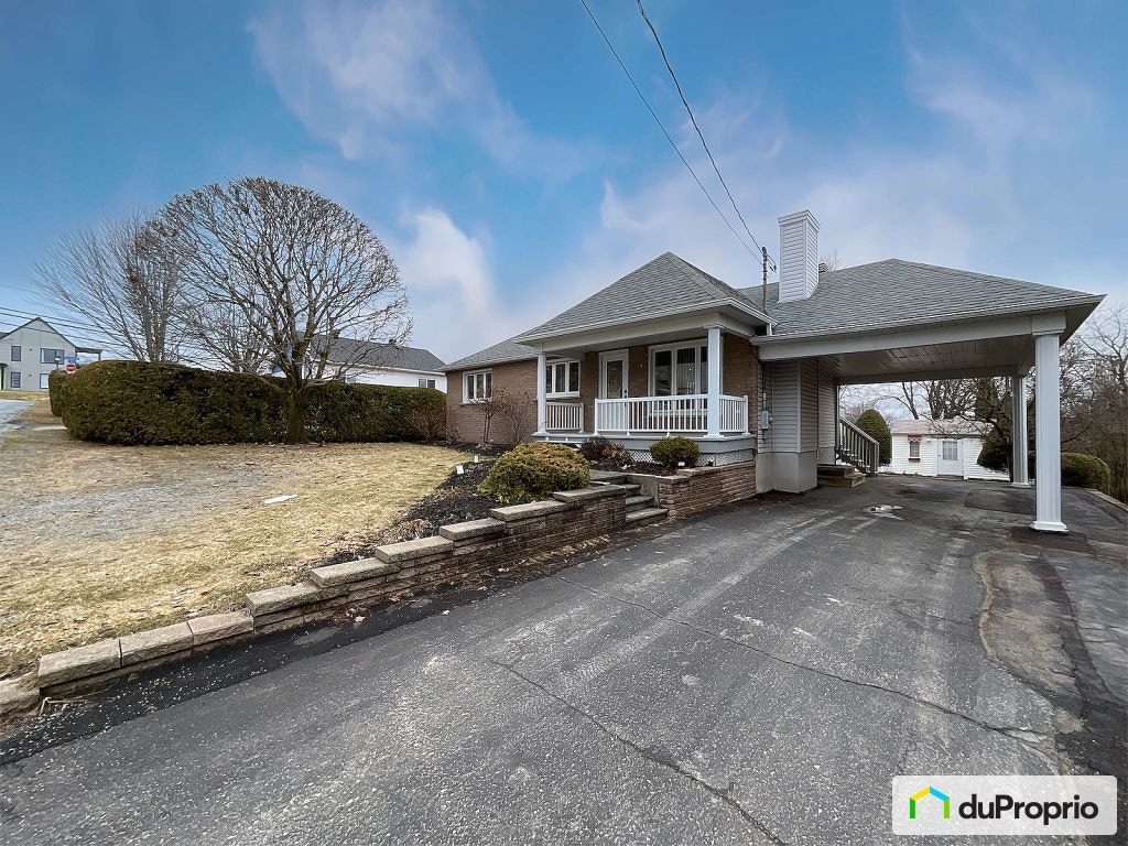$419,000 - Bungalow for sale in Sherbrooke (Mont-Bellevue) — photo 2