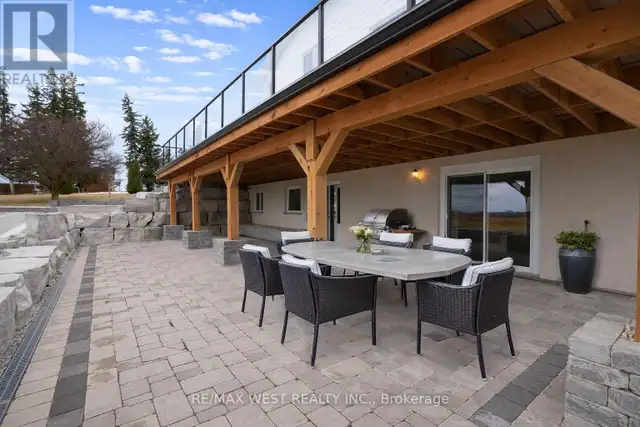 2219 COUNTY ROAD 42 Clearview, Ontario in Houses for Sale in Oakville / Halton Region - Image 17