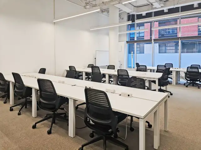 Office space to rent for 10 persons in Spaces Cité Multimédia Mo in Commercial & Office Space for Rent in City of Montréal - Image 5