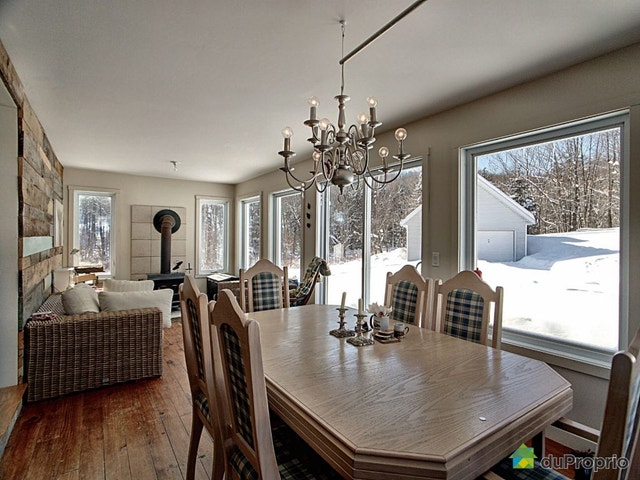 $899,000 - Country home for sale in St-Etienne-De-Bolton — photo 3