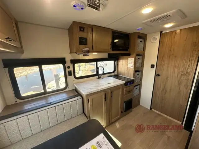 2025 Forest River RV Cherokee Wolf Pup 16CM in Travel Trailers & Campers in Calgary - Image 8