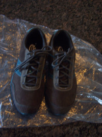 Kodiak Ladies Work Shoes (size 10) (worn for an hour)