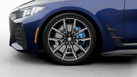 Découvrez la *2025 BMW i4 eDrive35*, la première Gran Coupé entièrement électrique, qui allie dynami... (image 8)