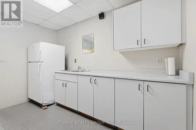 331 NEPTUNE CRESCENT London East (East J), Ontario in Commercial & Office Space for Rent in London - Image 14