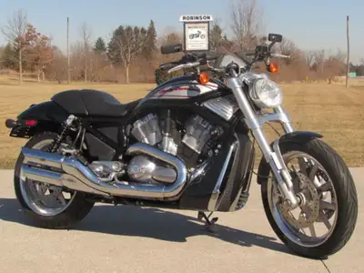 - 12,100 Miles - TAB Exhaust - Low $29 Week This Sweet 2006 V-Rod Street Rod is Ready to Ride - ONLY...