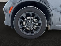 Cloth Bucket Seats w/Shift Insert, Power Sunroof, Front Heated Seats, Heated Steering Wheel, ParkVie... (image 7)