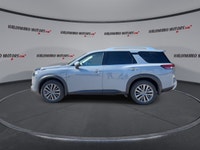 // ACCIDENT FREE!! // // SINGLE OWNER! // This used 2025 Nissan Pathfinder SL 4WD is a smart choice... (image 4)