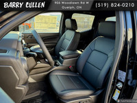 The 2025 Chevrolet Colorado 4WD Trail Boss in striking black, complete with a versatile 4x4 drivetra... (image 4)