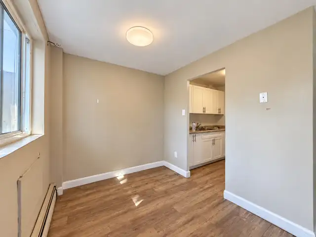 209-455 Sandys St Chatham ON N7L 4H2 in Long Term Rentals in Chatham-Kent - Image 7